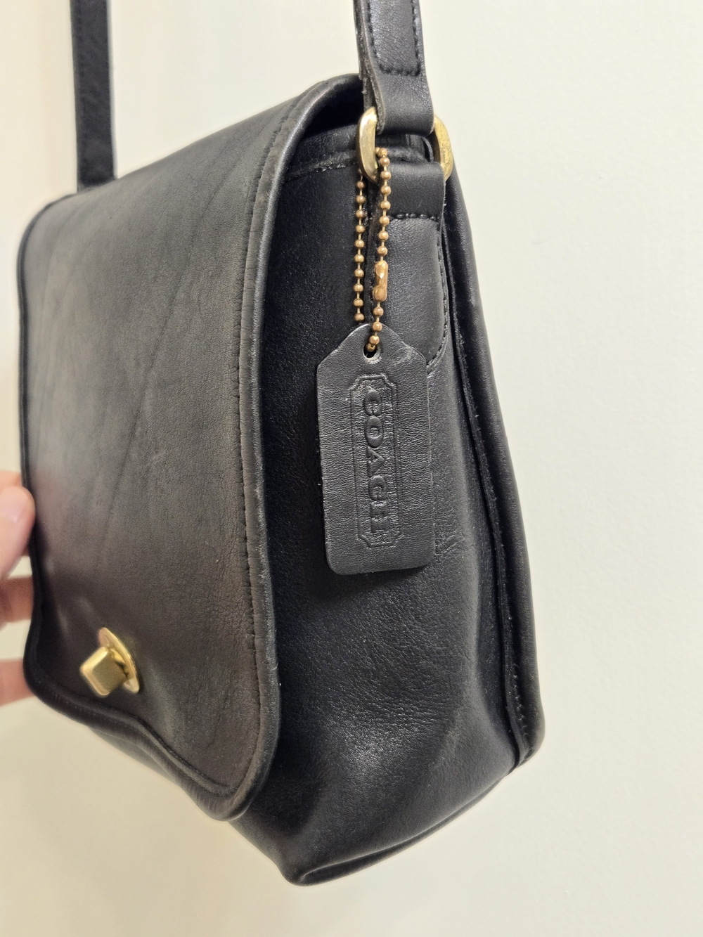 Vintage Coach Companion Flap 9076 Black Leather Crossbody Bag - Picture 5 of 16
